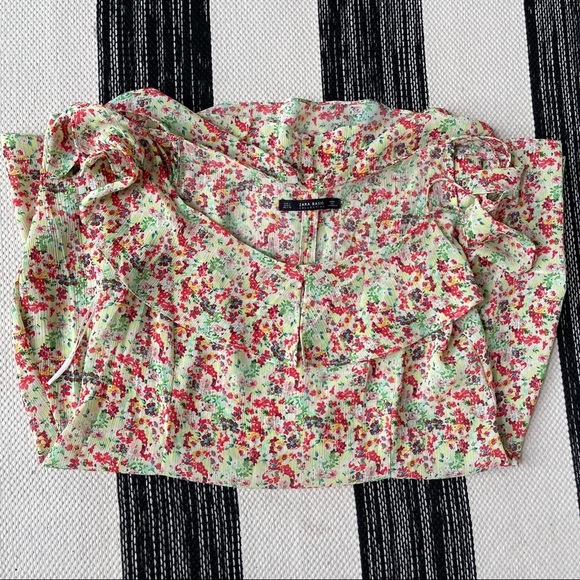 Zara Basic Summer Floral Print Could Shoulder Dress Size: Large - Picture 6 of 6